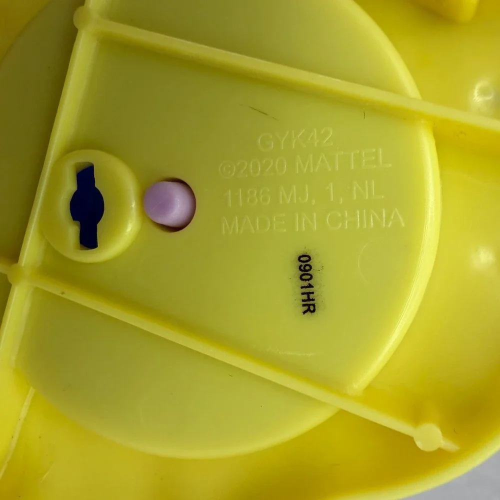 Polly Pocket‎ Rainbow Funland Mermaid Cove with Doll